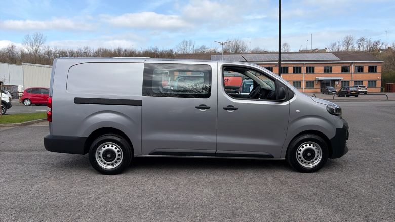 Vauxhall Vivaro L2 Diesel 2.0 Turbo D 145 Prime H1 Van Auto